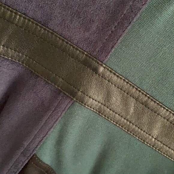 BCBG Max Azria - NWT - Colour Block Dress - Size L - Picture 5 of 7